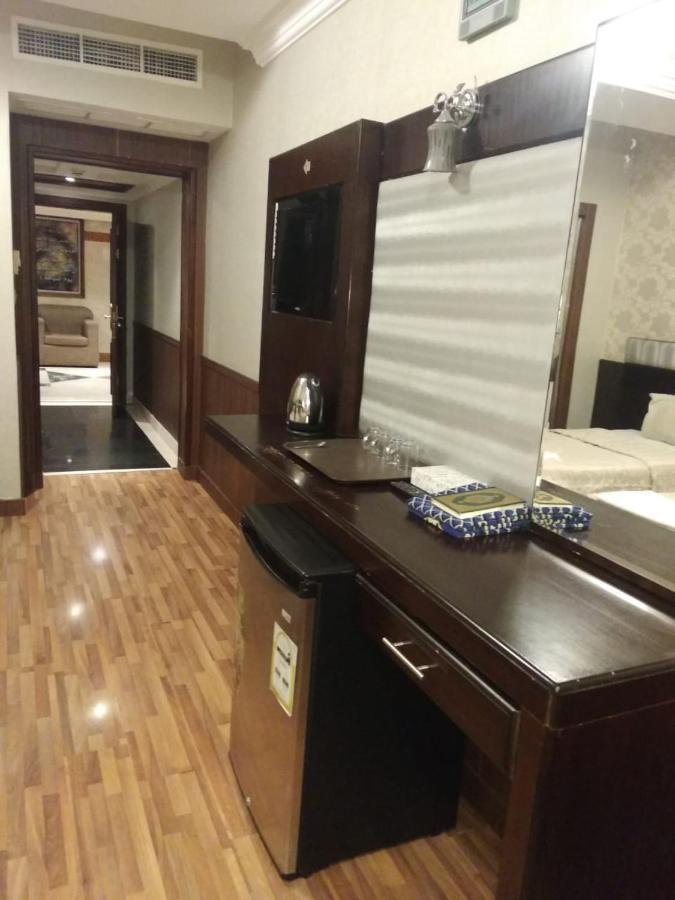กุลนาร์ ไทบา โฮเต็ล Hotel Medina ภายนอก รูปภาพ