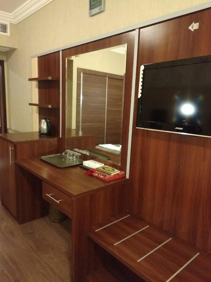 กุลนาร์ ไทบา โฮเต็ล Hotel Medina ภายนอก รูปภาพ